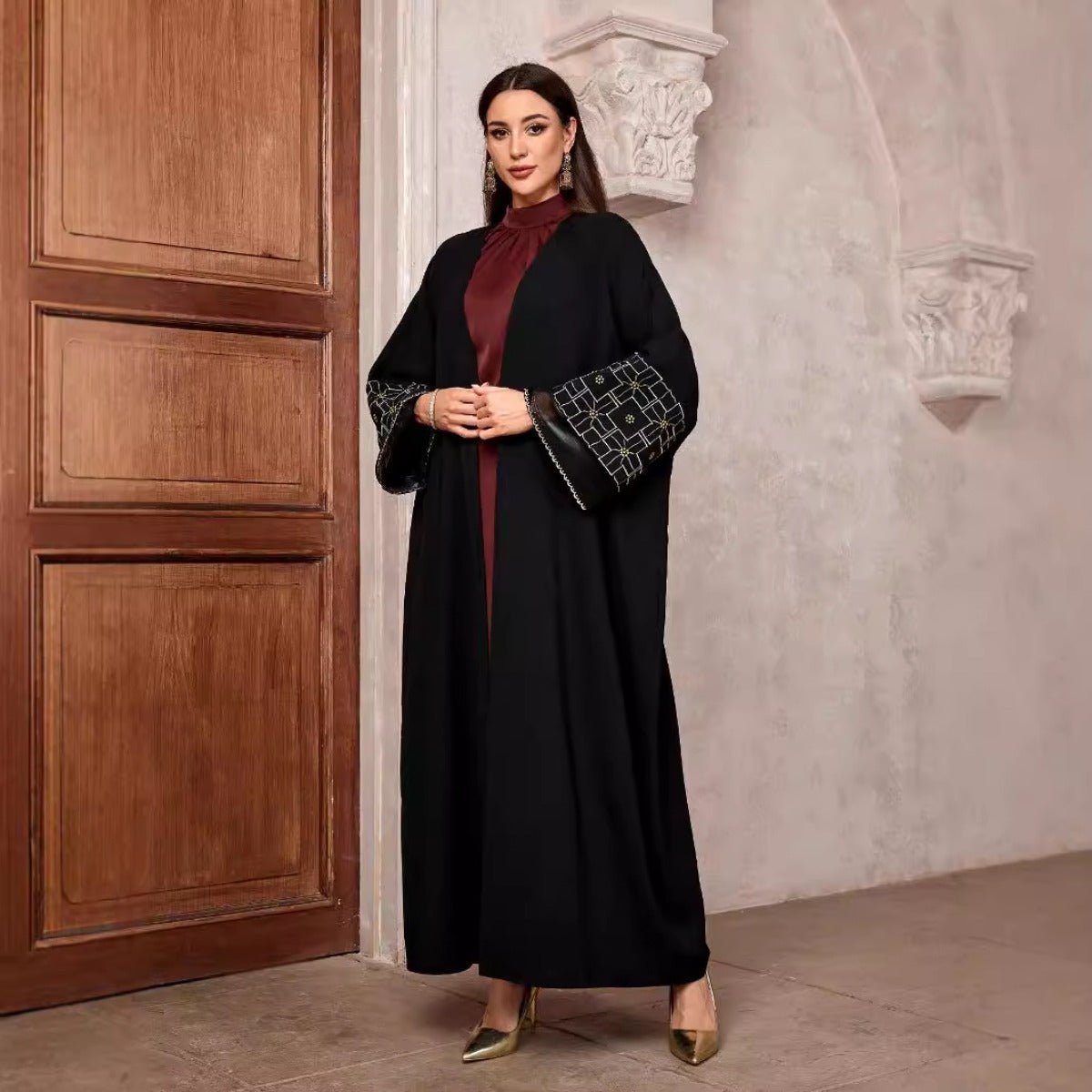 Elegant Brown & Black Bat Sleeve Robe Abaya | Gold Thread Embroidered Maxi Dress with Detachable Belt(MOA215) - Mariam's Collection