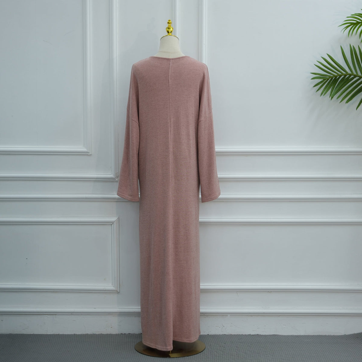 Plus-Size Relaxed Abaya | Solid Long-Sleeve Autumn Dress with Pockets(MA474) - Mariam's Collection