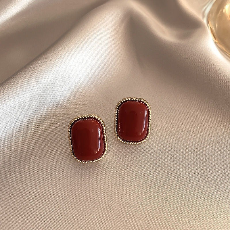 Vintage Wine Red Pearl Stud Earrings（MAC466） - Mariam's Collection